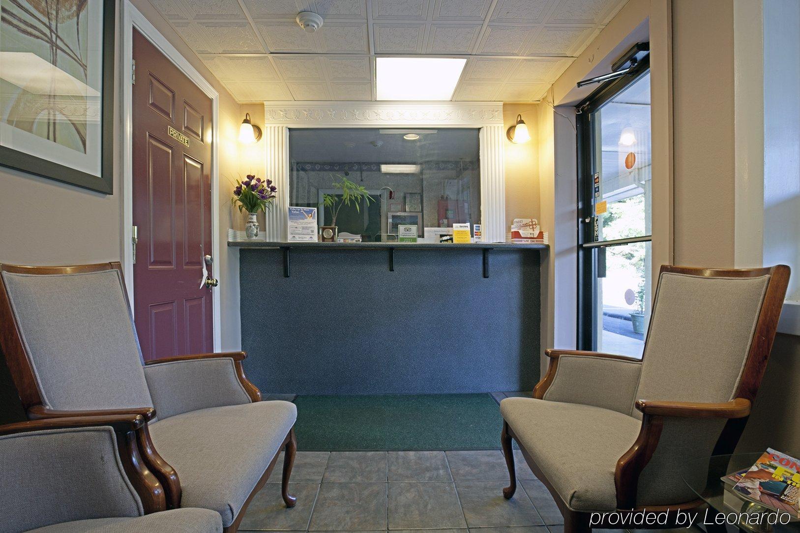 Mount Motel Holyoke
